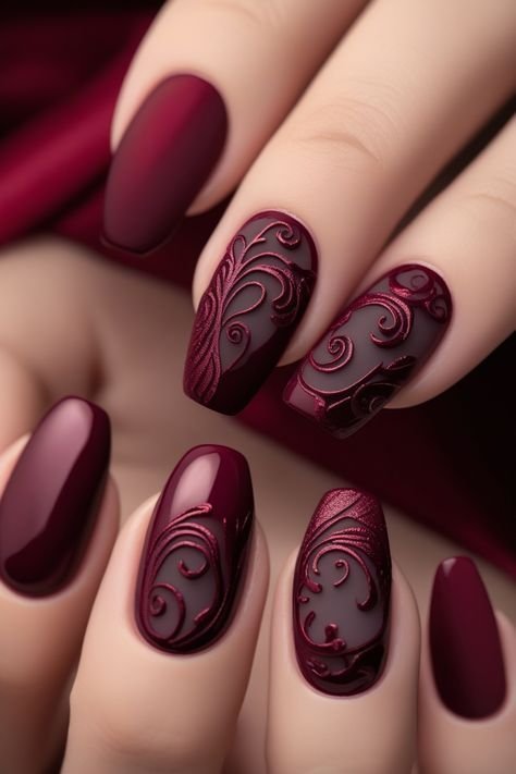 Nail Inspo 2025 – Top Trends, Designs & Colors You’ll Love This Year